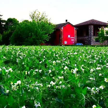 Alloggio per agriturismo Casarossa Rivergaro
