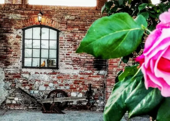 Alloggio per agriturismo Casarossa